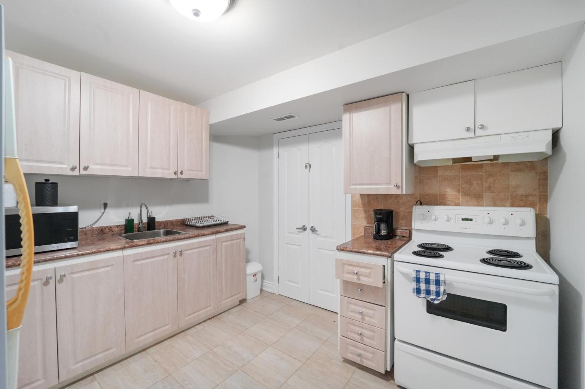 Cozy Lovely Ravine Facing Suite. Mississauga Exterior photo