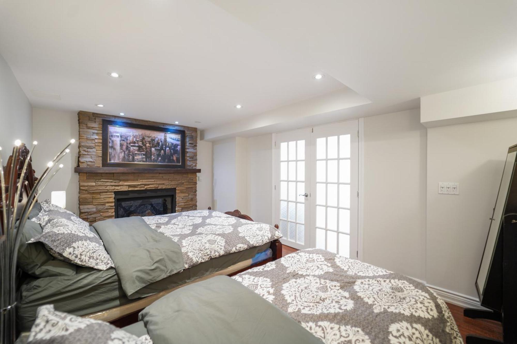 Cozy Lovely Ravine Facing Suite. Mississauga Exterior photo